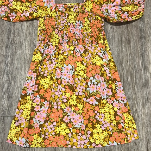 Billabong Square Neck Balloon Sleeves Ruched Back Floral Mini Dress - Picture 12 of 15